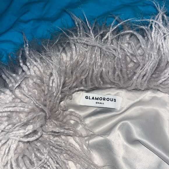 Grey faux fur coat with a faux fur lining - Picture 2 of 3